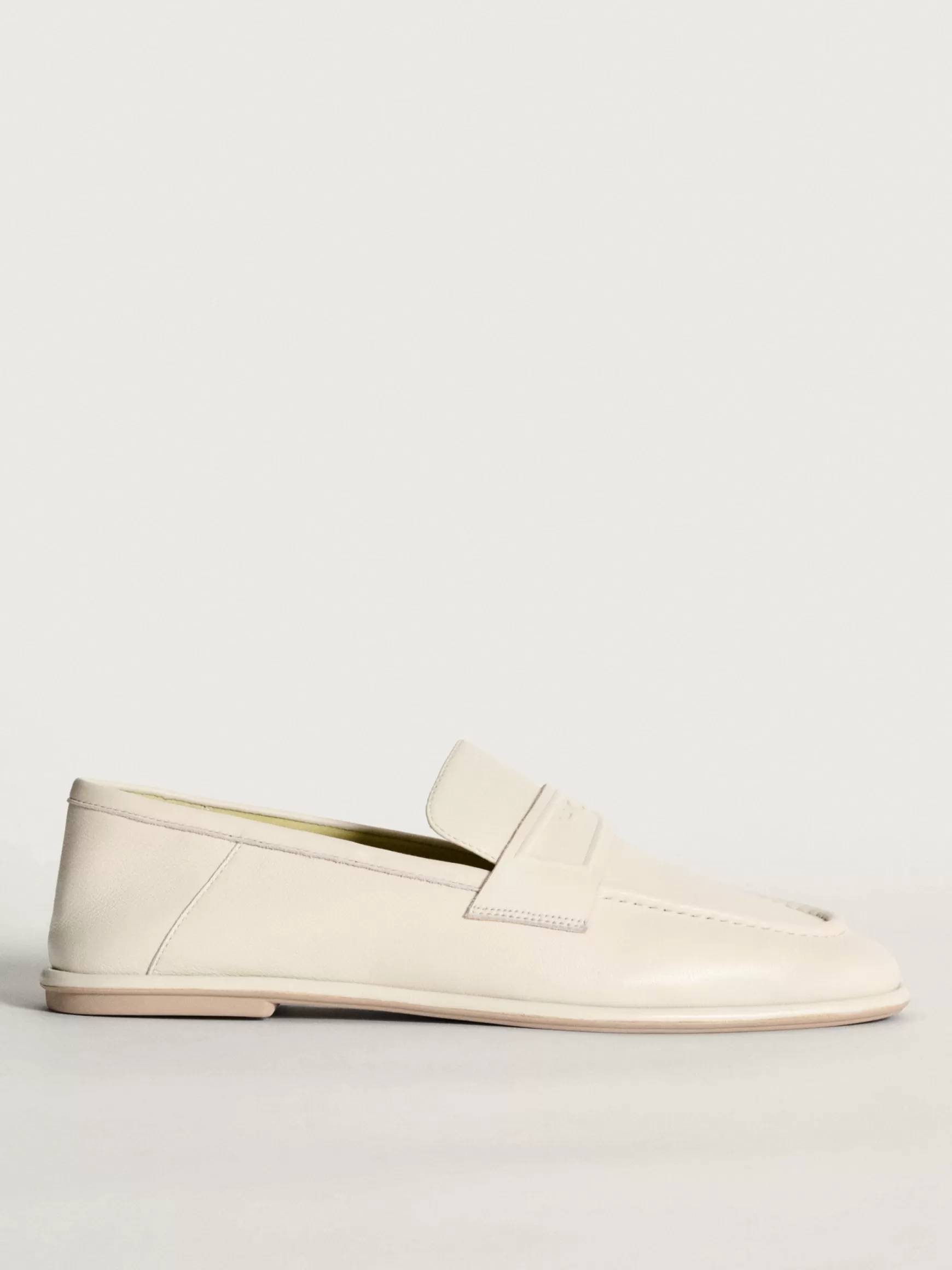 Zapato Plano-HOFF MOCASÍN APOLLO OFF WHITE